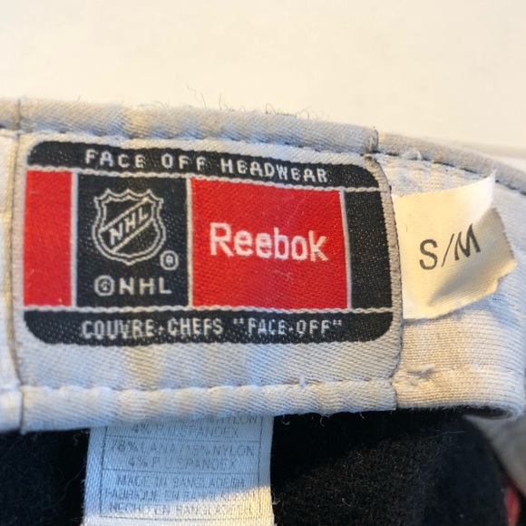 Calgary Flames mostly wool Reebok flex fit hat - Picture 6 of 8